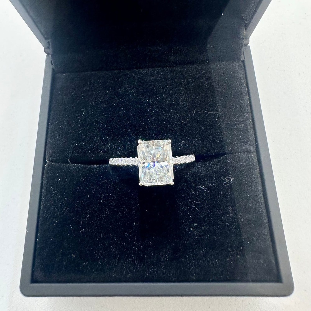 Moissanite Diamond Engagement Ring Radiant Cut 3 Ct 18k Gra Size 7